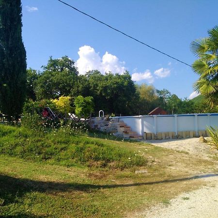 La Pietra Rara B&B Montone  Extérieur photo